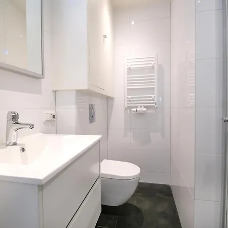 Four Star - Badhuisstraat *